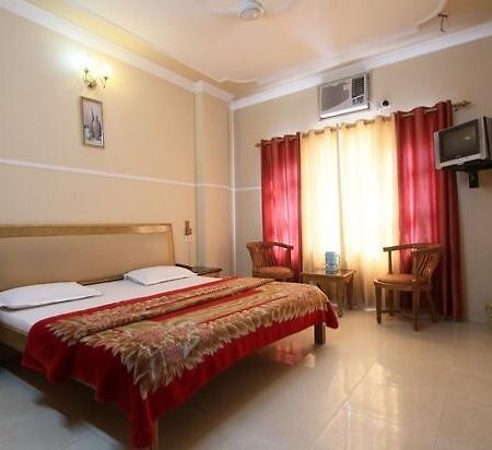 Hotel King Haridwār Kamer foto