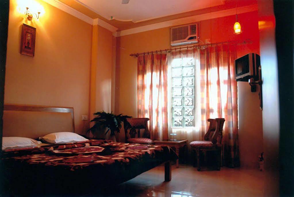Hotel King Haridwār Buitenkant foto